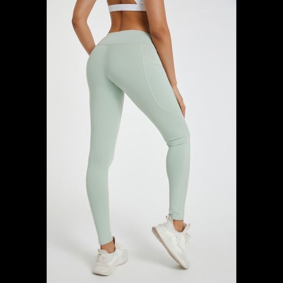 Sage Green Crossover Legging With Pockets - Picture 8 of 8